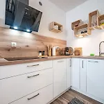 Appartement Apartma Med Krosnjami *