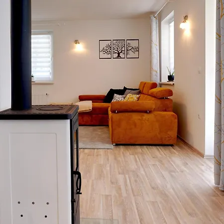 Apartma Med Krosnjami *