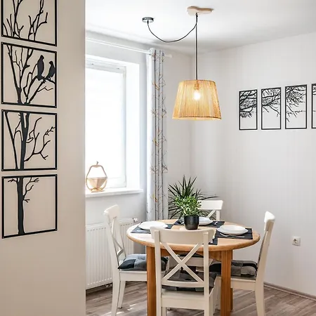 Apartma Med Krosnjami 아파트 보히니