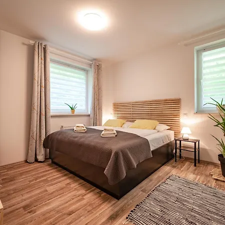 Apartma Med Krosnjami * Bohinj