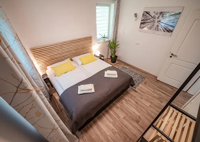 Apartamento Apartma Med Krosnjami
